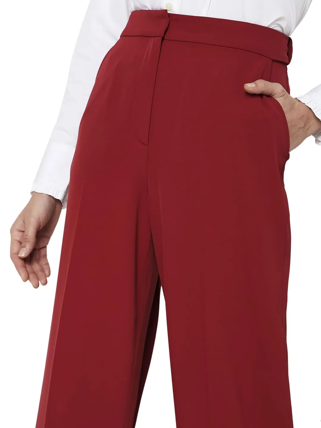 VERO MODA Women's Straight Pants (Biking Red)